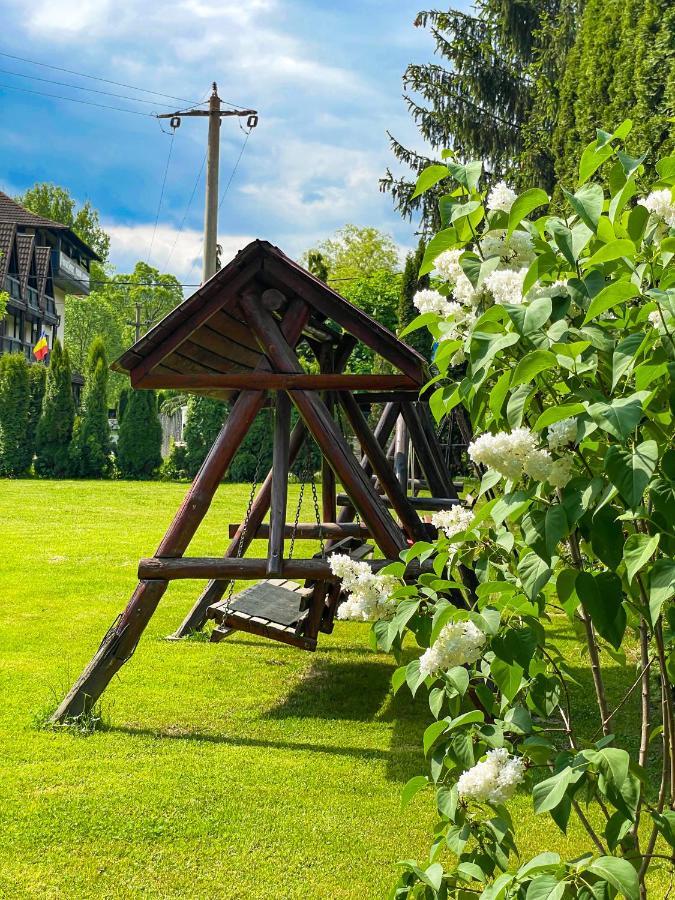 Vila Lilica Бран Екстериор снимка